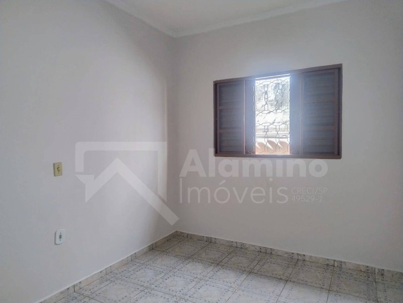 JARDIM OLÍMPICO - RESIDÊNCIA 03 DORM. SENDO 01 SUÍTE  Bauru - 