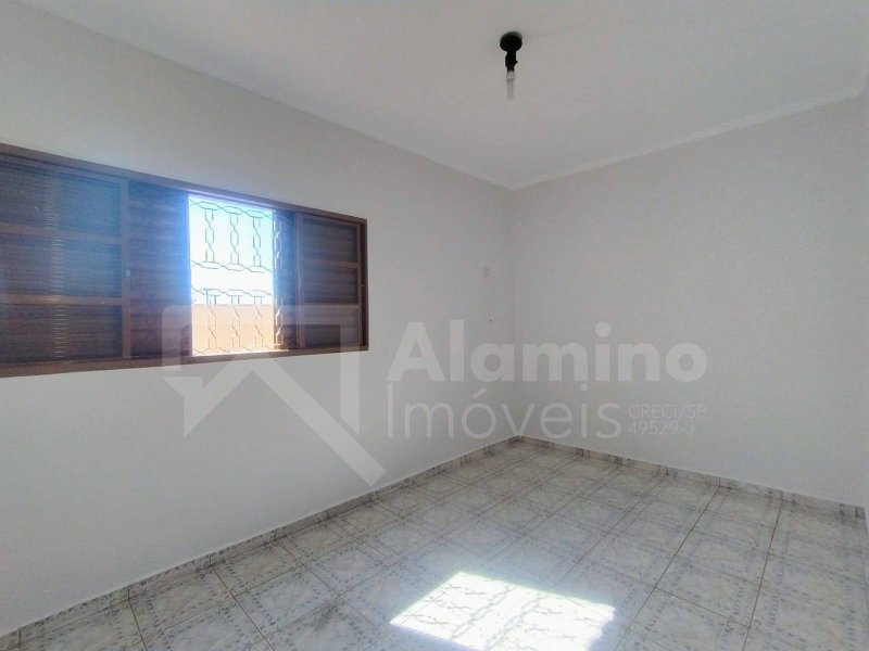 JARDIM OLÍMPICO - RESIDÊNCIA 03 DORM. SENDO 01 SUÍTE  Bauru - 