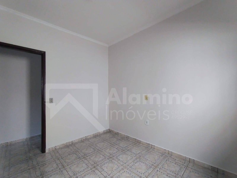 JARDIM OLÍMPICO - RESIDÊNCIA 03 DORM. SENDO 01 SUÍTE  Bauru - 