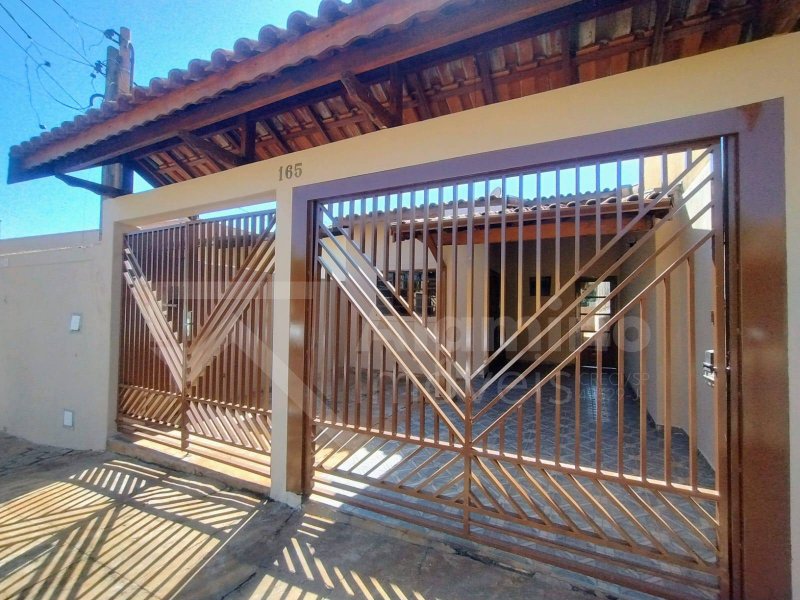 JARDIM OLÍMPICO - RESIDÊNCIA 03 DORM. SENDO 01 SUÍTE  Bauru - 