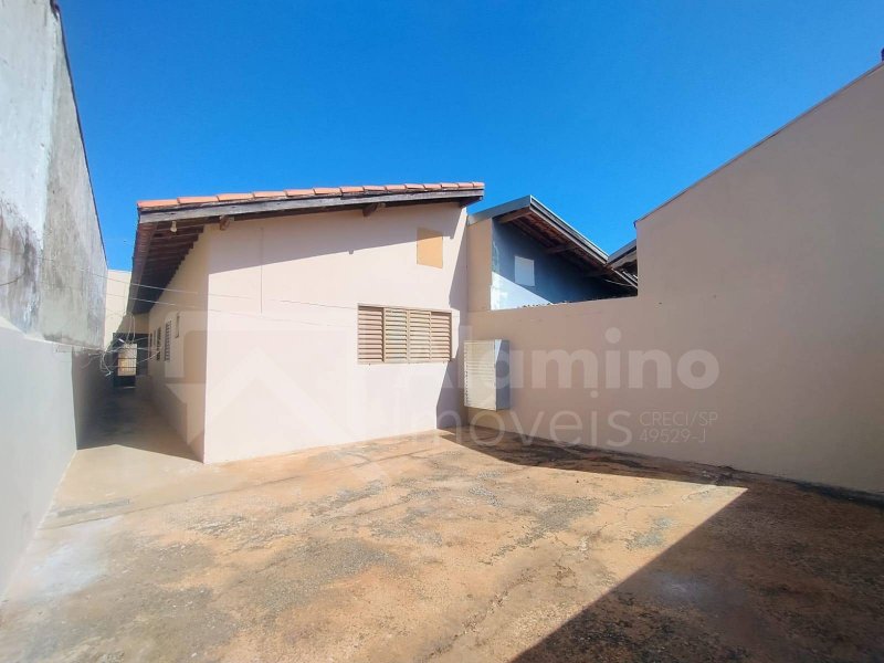 JARDIM OLÍMPICO - RESIDÊNCIA 03 DORM. SENDO 01 SUÍTE  Bauru - 
