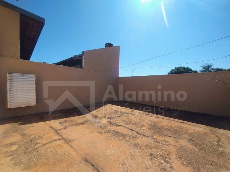 JARDIM OLÍMPICO - RESIDÊNCIA 03 DORM. SENDO 01 SUÍTE  Bauru - 