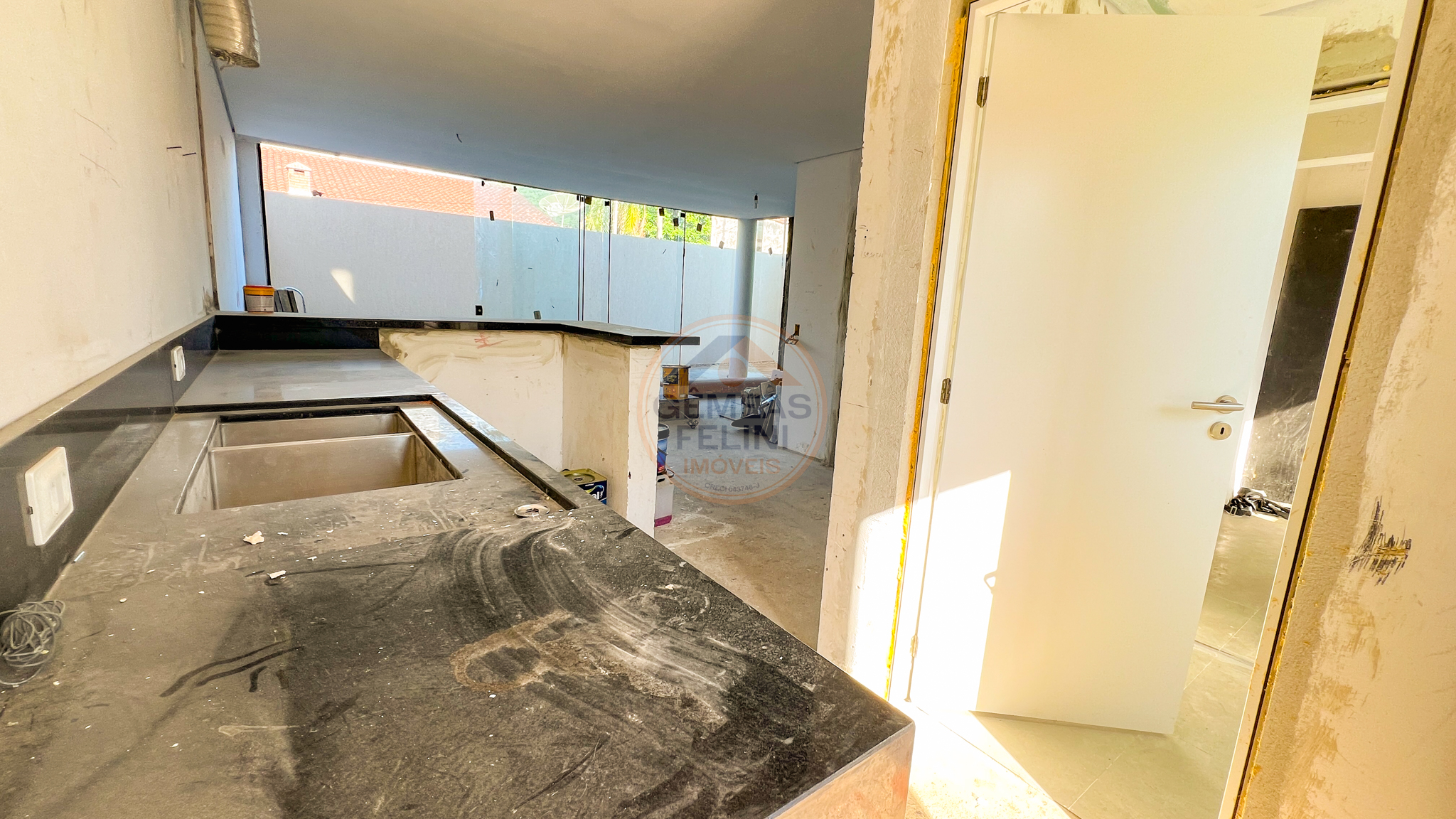 Lan&ccedil;amento na Praia de Juquehy com 4 su&iacute;tes Rua Athayde Izidoro dos Santos São Sebastião - 