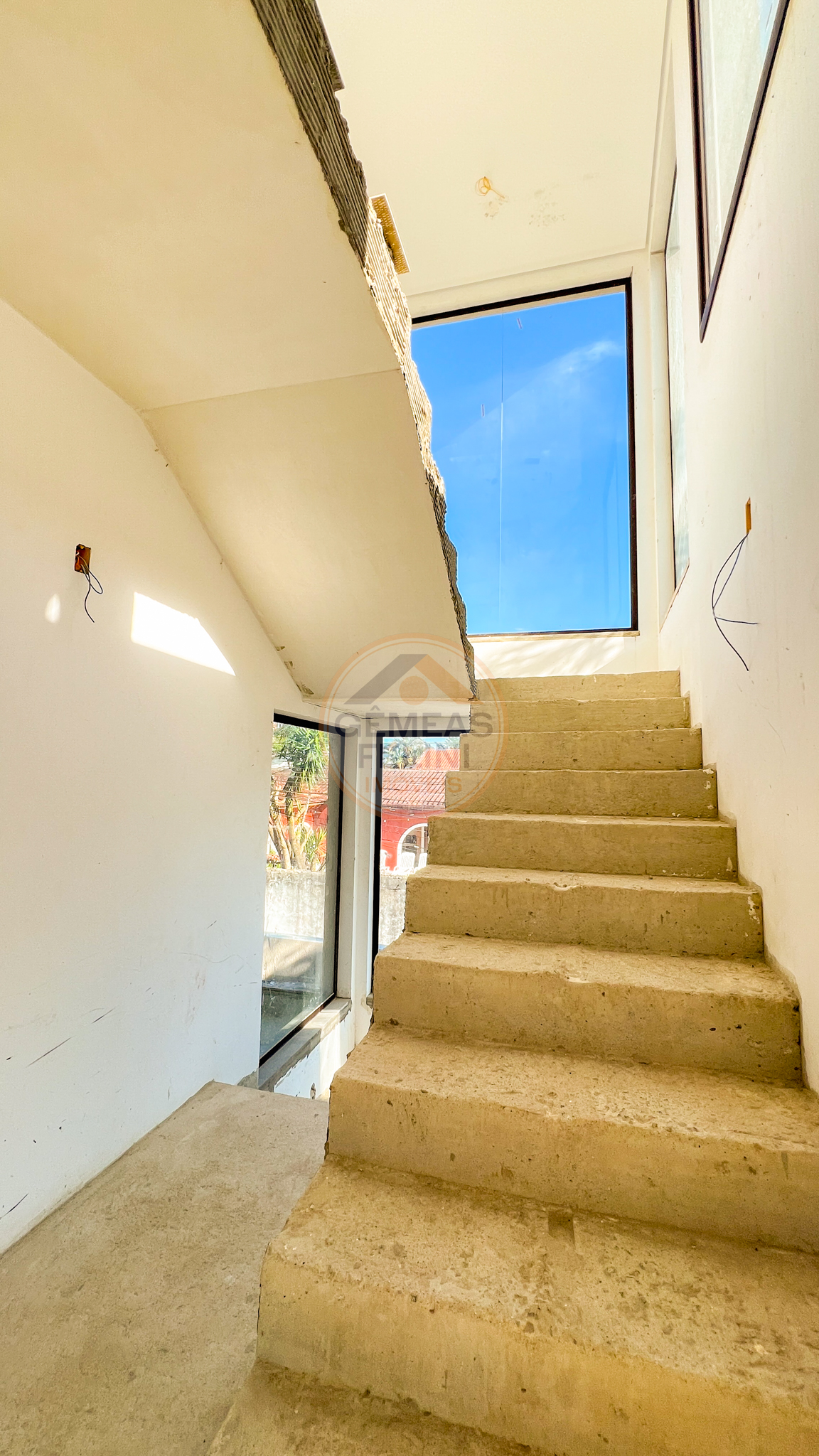 Lan&ccedil;amento na Praia de Juquehy com 4 su&iacute;tes Rua Athayde Izidoro dos Santos São Sebastião - 