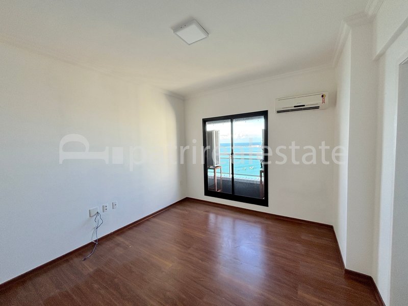Apartamento 290 m² com 4 Suítes 6 banheiros e 4 vagas. Beira Mar - Meireles - Fortaleza CE Avenida Beira Mar Fortaleza - 