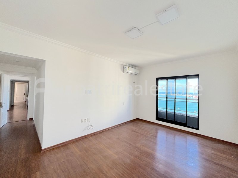 Apartamento 290 m² com 4 Suítes 6 banheiros e 4 vagas. Beira Mar - Meireles - Fortaleza CE Avenida Beira Mar Fortaleza - 