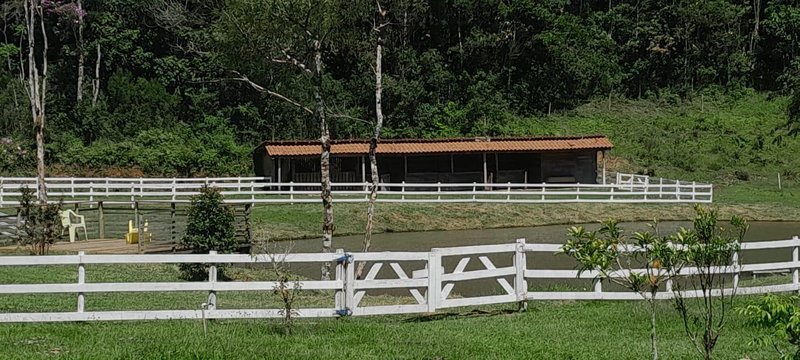 Sítio com 5 Hectares em Natividade da Serra\São Paulo - NATIVIDADE DA SERRA - 