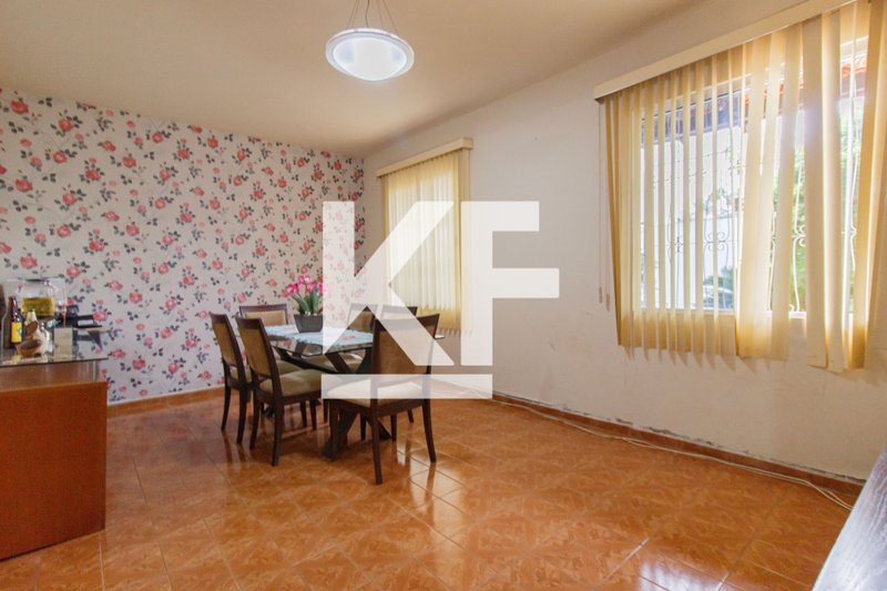 Casa Com 3 Quartos, Piscina E Em Uma Localização Excelente Avenida Prefeito Chiquilito Erse Porto Velho - 