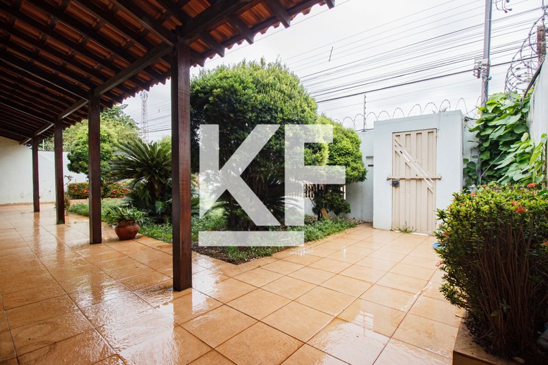 Casa Com 3 Quartos, Piscina E Em Uma Localização Excelente Avenida Prefeito Chiquilito Erse Porto Velho - 