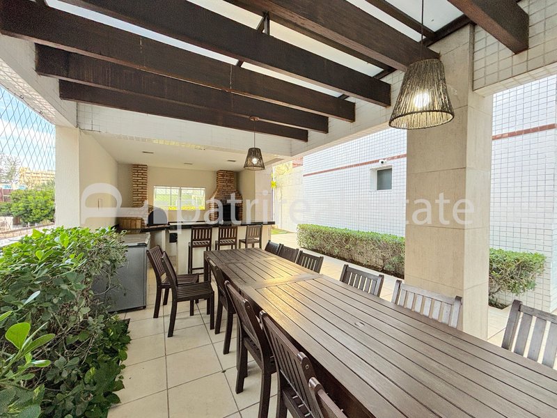 Apartamento 140 m² com 3 Suítes 4 banheiros e 3 vagas. R$ 1.790.000. Meireles Fortaleza CE Rua Barbosa de Freitas Fortaleza - 