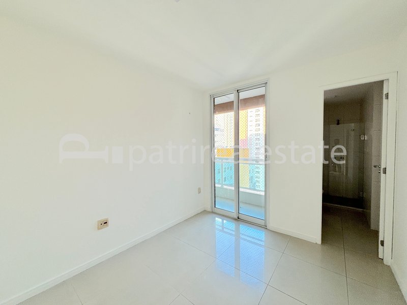 Apartamento 140 m² com 3 Suítes 4 banheiros e 3 vagas. R$ 1.790.000. Meireles Fortaleza CE Rua Barbosa de Freitas Fortaleza - 