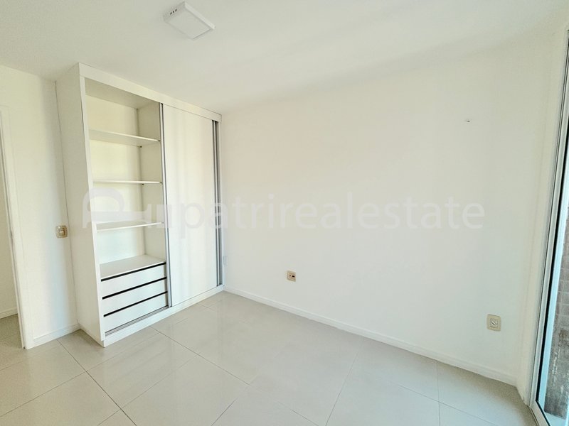 Apartamento 140 m² com 3 Suítes 4 banheiros e 3 vagas. R$ 1.790.000. Meireles Fortaleza CE Rua Barbosa de Freitas Fortaleza - 