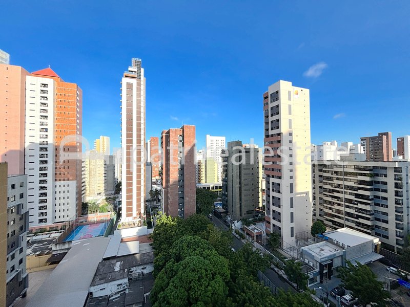 Apartamento 140 m² com 3 Suítes 4 banheiros e 3 vagas. R$ 1.790.000. Meireles Fortaleza CE Rua Barbosa de Freitas Fortaleza - 