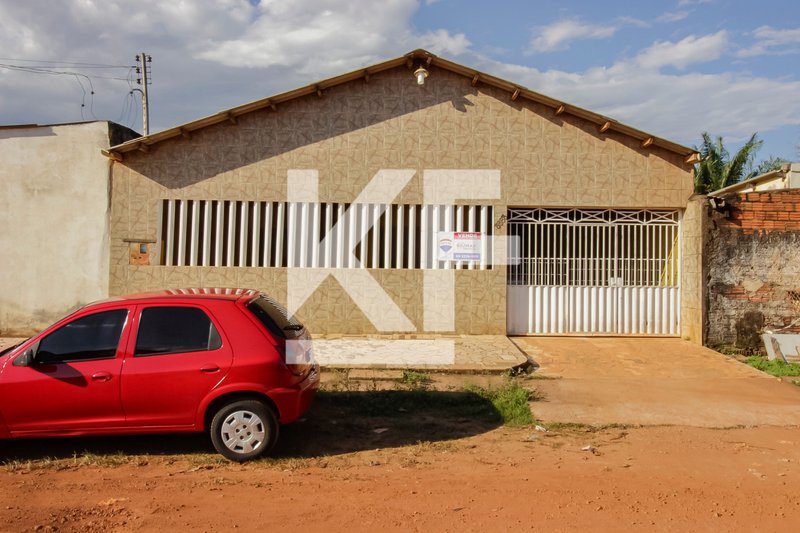 Casa com 3 Quartos na Zona Sul de Porto Velho Rua Gibraltar Porto Velho - 