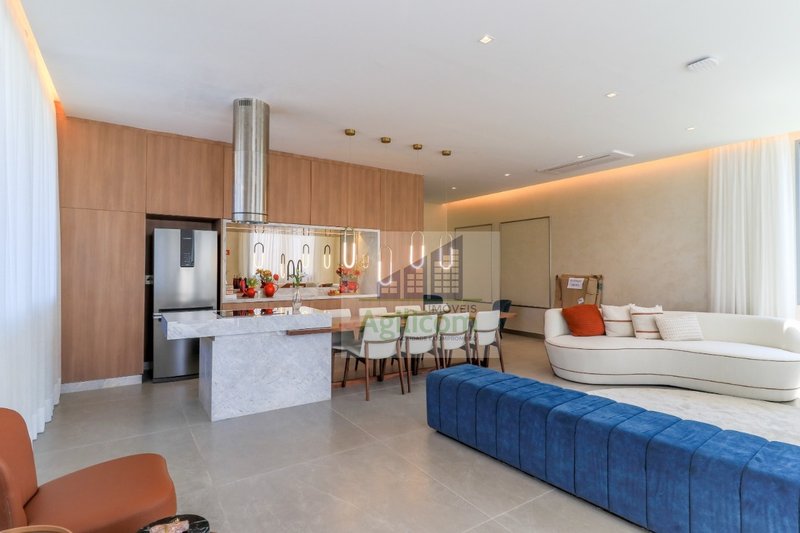 APARTAMENTO À VENDA EM SANTO AMARO COM 3 DORMITÓRIOS Rua Bento Branco de Andrade Filho São Paulo - 