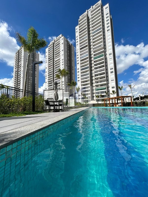 APARTAMENTO À VENDA EM SANTO AMARO COM 3 DORMITÓRIOS Rua Bento Branco de Andrade Filho São Paulo - 
