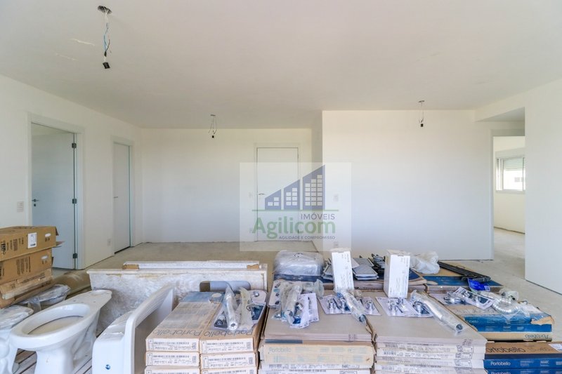 APARTAMENTO À VENDA EM SANTO AMARO COM 3 DORMITÓRIOS Rua Bento Branco de Andrade Filho São Paulo - 