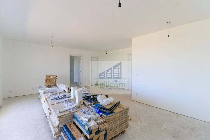 APARTAMENTO À VENDA EM SANTO AMARO COM 3 DORMITÓRIOS Rua Bento Branco de Andrade Filho São Paulo - 