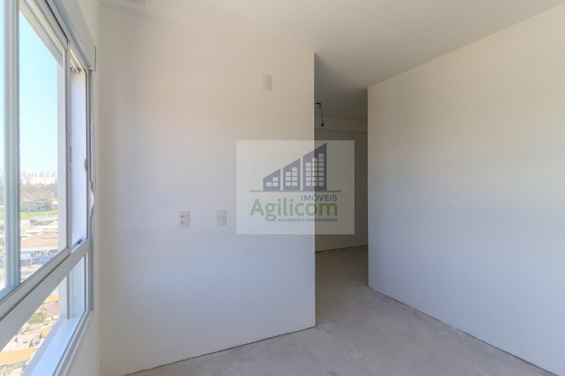 APARTAMENTO À VENDA EM SANTO AMARO COM 3 DORMITÓRIOS Rua Bento Branco de Andrade Filho São Paulo - 