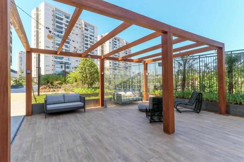 APARTAMENTO À VENDA EM SANTO AMARO COM 3 DORMITÓRIOS Rua Bento Branco de Andrade Filho São Paulo - 