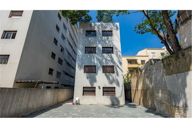 Apartamento com 3 dormitórios 120m² Inhambu São Paulo - 
