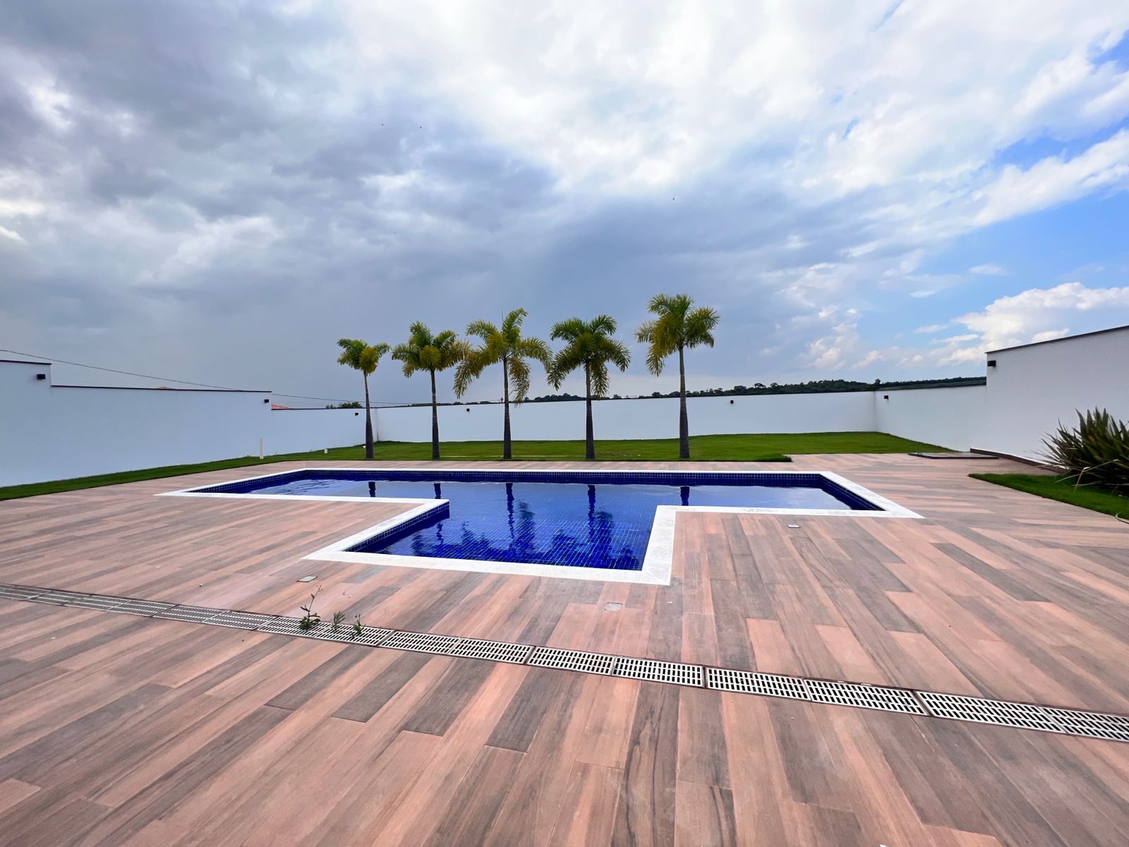 Casa com 4 dormit&oacute;rios &agrave; venda,500 m&sup2; - Condom&iacute;nio Fazenda Jequitib&aacute; - Sorocaba - SP Rodovia João Leme dos Santos Sorocaba - 