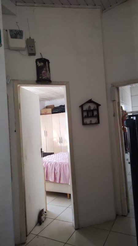 Casa a venda de 1 quarto, demais peças, em Arroio Teixeira Rua Xavier Capão da Canoa - 