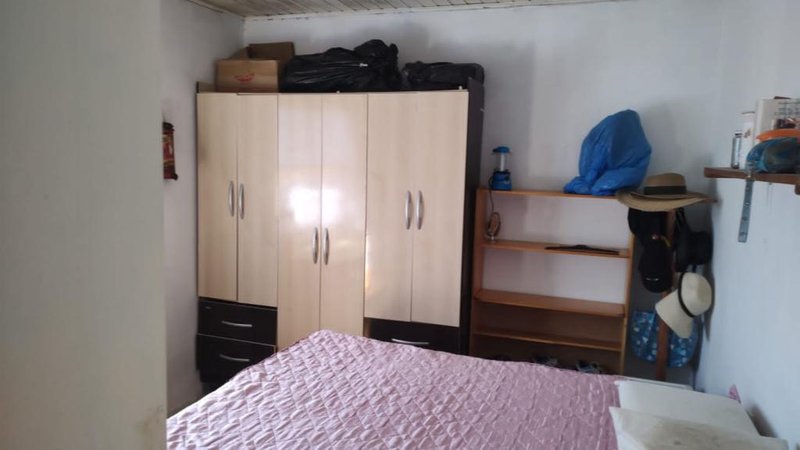 Casa a venda de 1 quarto, demais peças, em Arroio Teixeira Rua Xavier Capão da Canoa - 