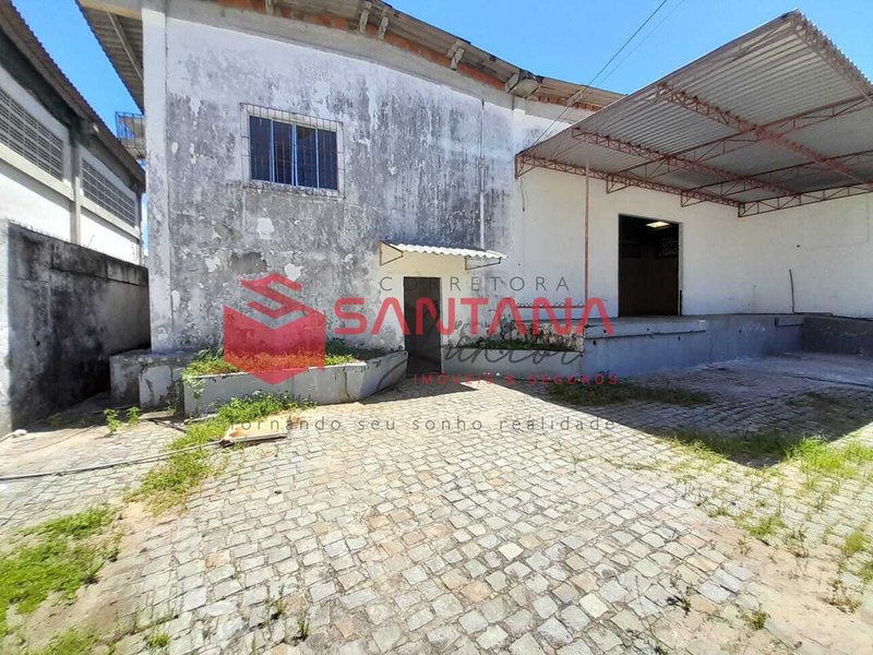 Galpão para locação com 480m² em Buraquinho.  (INDISPONÍVEL) Rua Estrela do mar  Lauro de Freitas - 