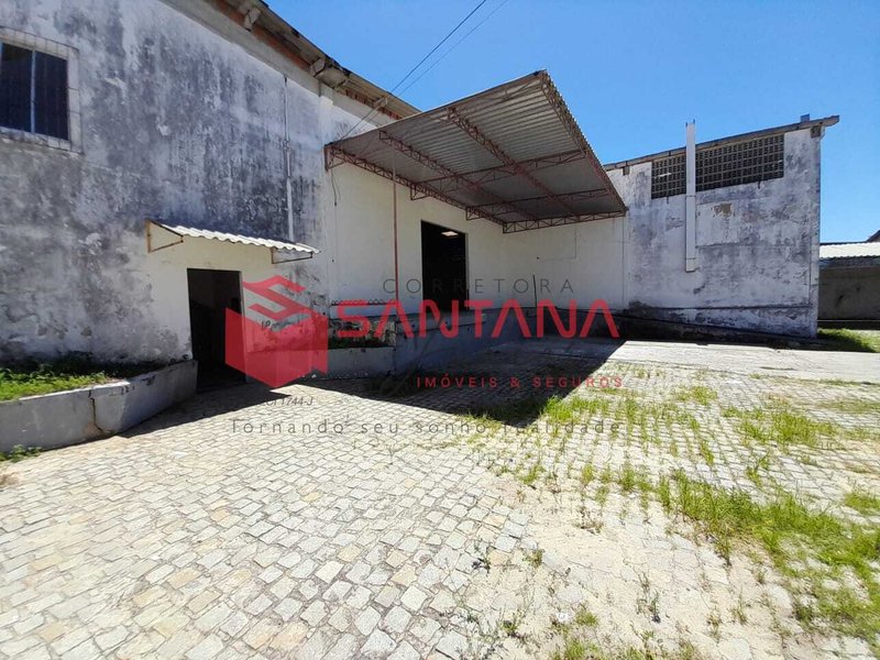 Galpão para locação com 480m² em Buraquinho.  (INDISPONÍVEL) Rua Estrela do mar  Lauro de Freitas - 