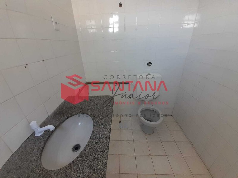 Galpão para locação com 480m² em Buraquinho.  (INDISPONÍVEL) Rua Estrela do mar  Lauro de Freitas - 