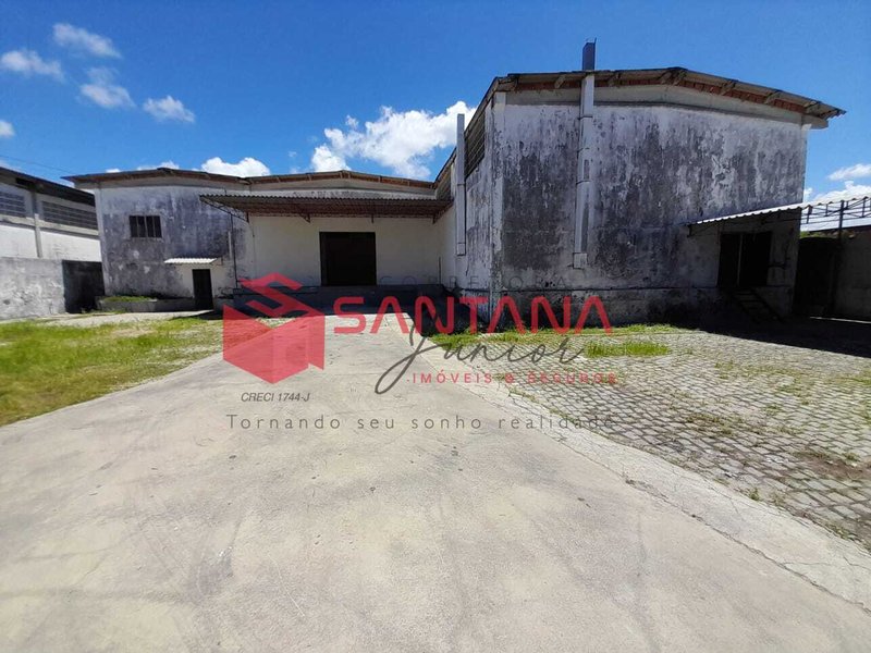 Galpão para locação com 480m² em Buraquinho.  (INDISPONÍVEL) Rua Estrela do mar  Lauro de Freitas - 