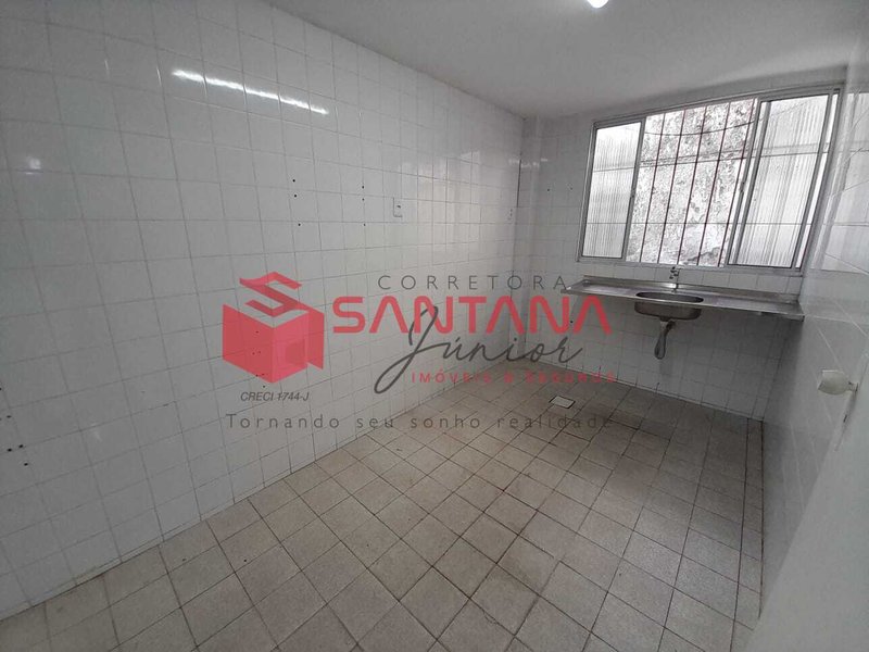 Galpão para locação com 480m² em Buraquinho.  (INDISPONÍVEL) Rua Estrela do mar  Lauro de Freitas - 