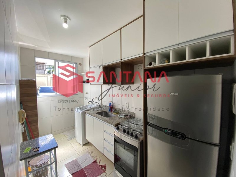 Apartamento térreo mobiliado 2/4 sendo 1 suíte  (INDISPONÍVEL) Rua Ministro Antônio Carlos Magalhães Lauro de Freitas - 