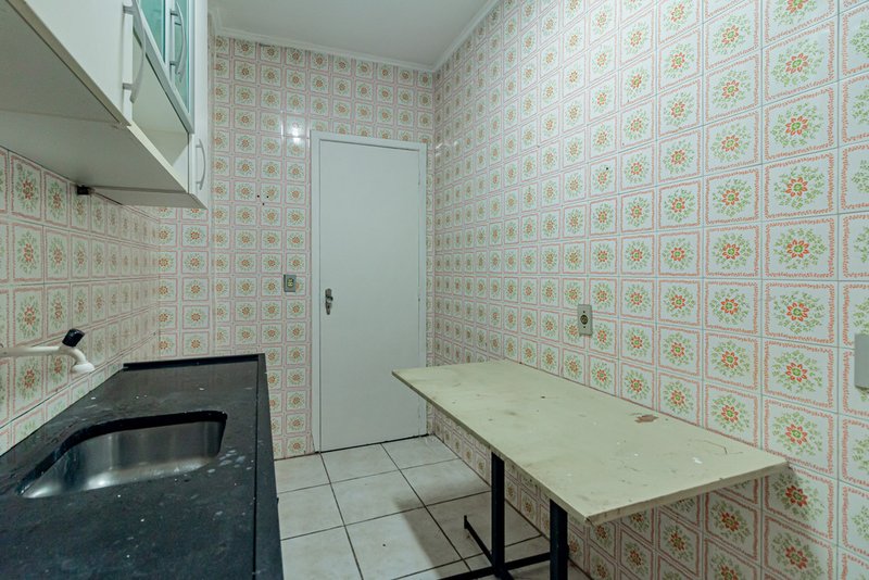 Apartamento CHR 1268 Apto 1001 3 dormitórios 94m² Riachuelo Porto Alegre - 