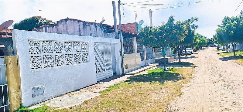 Vendo casa 4/4 em Baixios/litoral Norte da Bahia - ESCRITURADA Baixios ESPLANADA - 