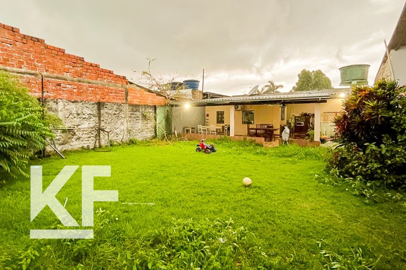 Casa com 3 Quartos e Quintal no Bairro Nova Porto Velho Rua Venezuela Porto Velho - 