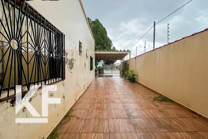 Casa com 3 Quartos e Quintal no Bairro Nova Porto Velho Rua Venezuela Porto Velho - 
