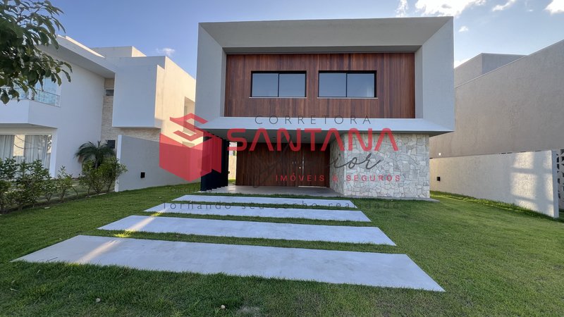 Casa à venda com 4 suítes no Alphaville Litoral Norte II Rua Arraial da Ajuda  Camaçari - 