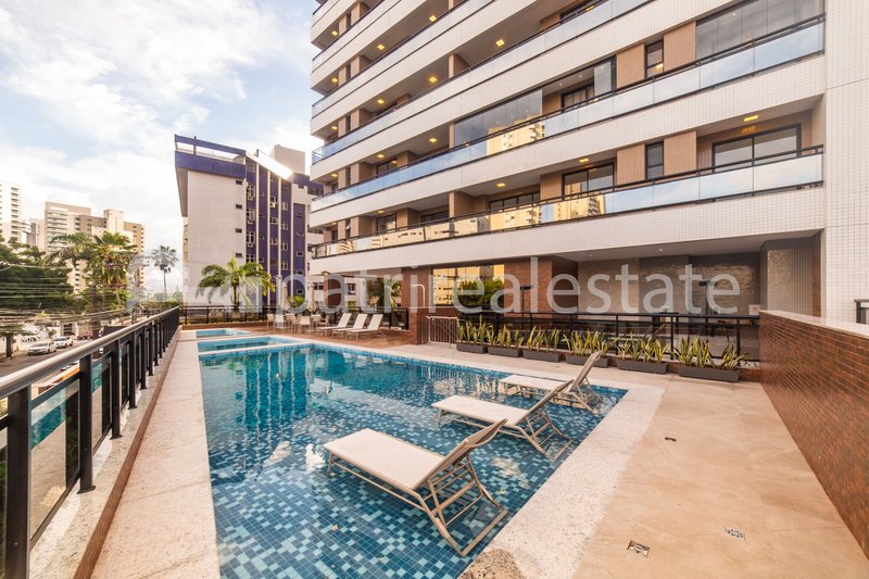 Apartamento 81 m² com 3 quartos 3 banheiros 2 vagas. R$ 879.000 Bairro Coco - Fortaleza CE Rua Doutor Gilberto Studart Fortaleza - 