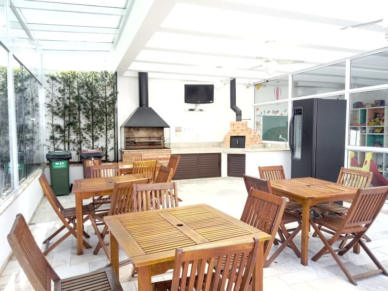 Apartamento com 165m² - 3 suítes, 3 vagas, varanda gourmet - Vila Romana Rua Caio Graco São Paulo - 