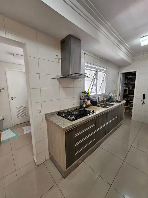 Apartamento com 165m² - 3 suítes, 3 vagas, varanda gourmet - Vila Romana Rua Caio Graco São Paulo - 