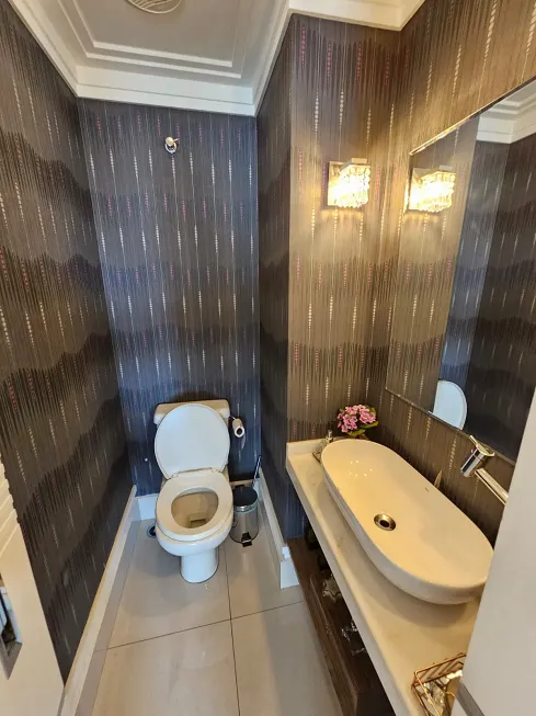 Apartamento com 165m² - 3 suítes, 3 vagas, varanda gourmet - Vila Romana Rua Caio Graco São Paulo - 