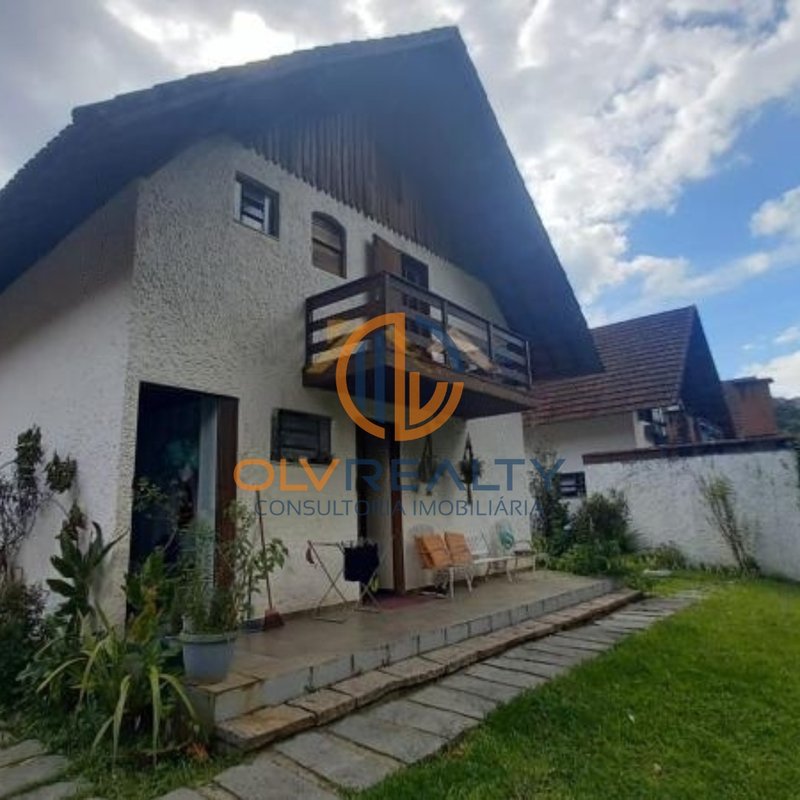 Linda Casa Duplex em Mury - Nova Friburgo/RJ  Nova Friburgo - 
