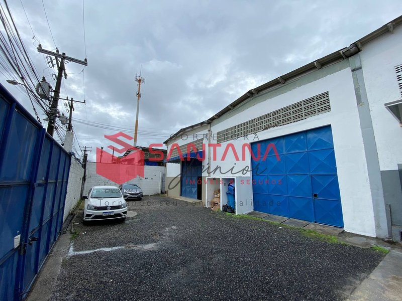 Galpão em condomínio com 270m² em Buraquinho  (INDISPONÍVEL) Rua Jurupoca Lauro de Freitas - 