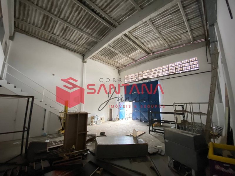 Galpão em condomínio com 270m² em Buraquinho  (INDISPONÍVEL) Rua Jurupoca Lauro de Freitas - 