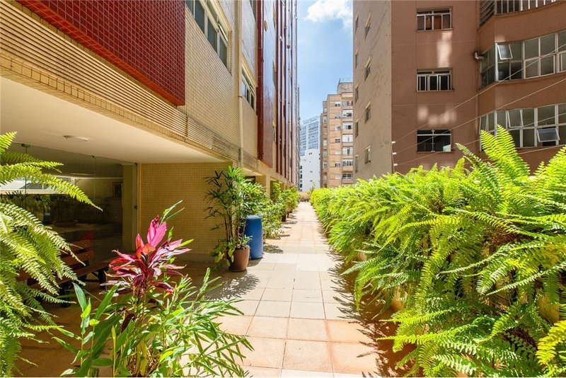 Apartamento na Bela Vista com 3 suítes 230m² R São Carlos do Pinhal São Paulo - 