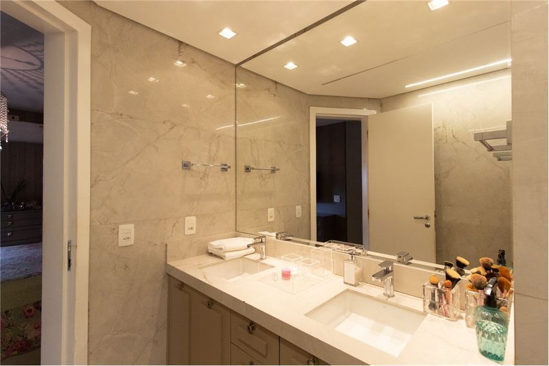 Apartamento a venda - Aclimação -  3 suítes 162m² Rodrigo Cláudio São Paulo - 