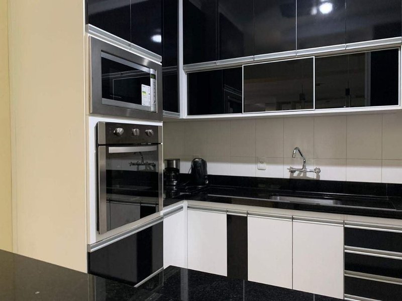 Casa em condomínio fechado próximo ao Barra Shopping Sul Upamaroti Porto Alegre - 