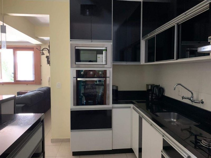 Casa em condomínio fechado próximo ao Barra Shopping Sul Upamaroti Porto Alegre - 